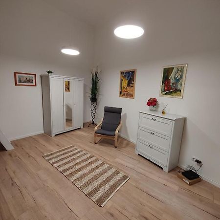 Calm, Artistic Apartment 9Th Distric Central City Boedapest Buitenkant foto
