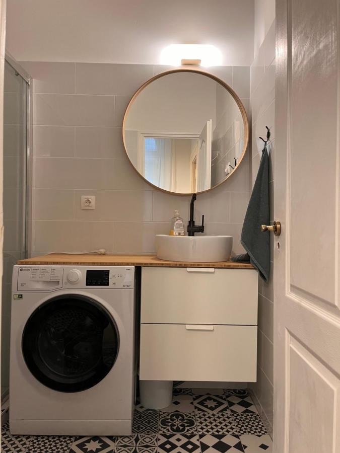 Calm, Artistic Apartment 9Th Distric Central City Boedapest Buitenkant foto